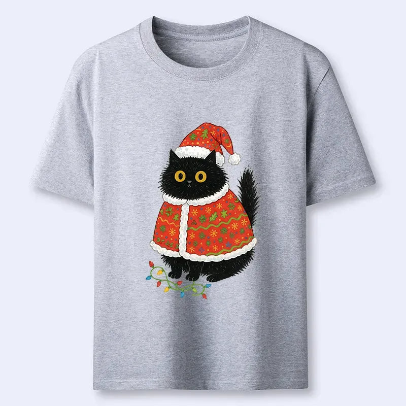 Kyoto-Lion Cat Wearing Santa Hat Classic T-Shirt