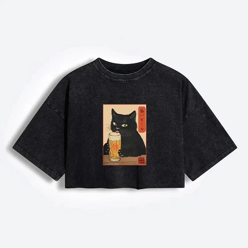 Kyoto-Lion Cat Holding A Glass Of Beer Women's Washed Crop T-Shirt