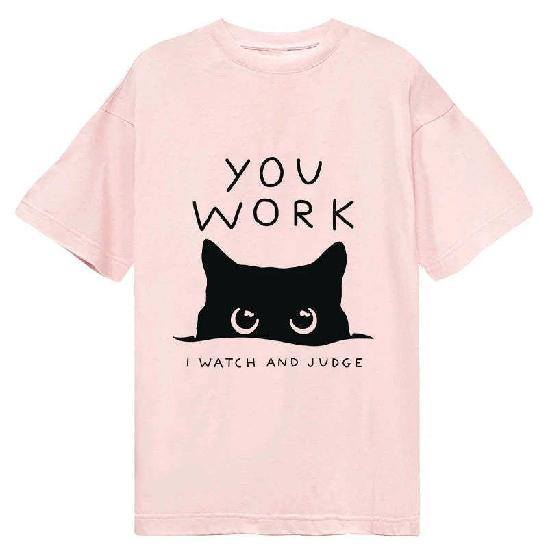Kyoto-Lion A Cat That Spies Classic T-Shirt