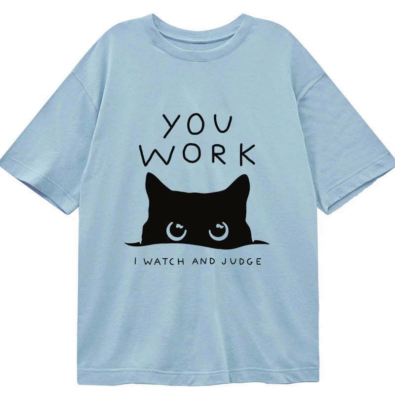 Kyoto-Lion A Cat That Spies Classic T-Shirt