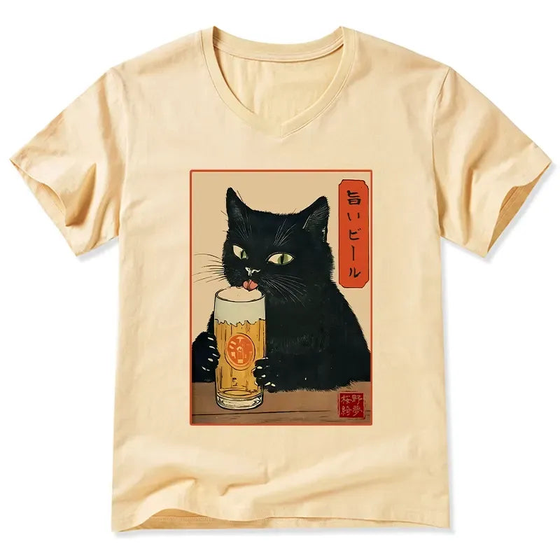 Kyoto-Lion Cat Holding A Glass Of Beer V-Neck Classic T-Shirt