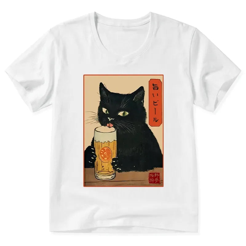Kyoto-Lion Cat Holding A Glass Of Beer V-Neck Classic T-Shirt