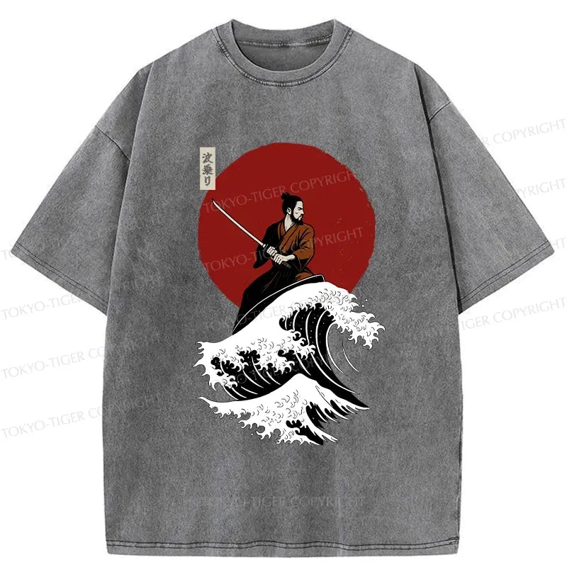Kyoto-Lion Surfing Japanese Samurai Washed T-Shirt