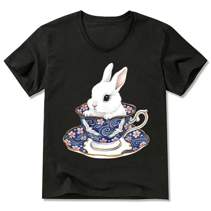 Japanese Rabbit Tea Set V-Neck T-Shirt