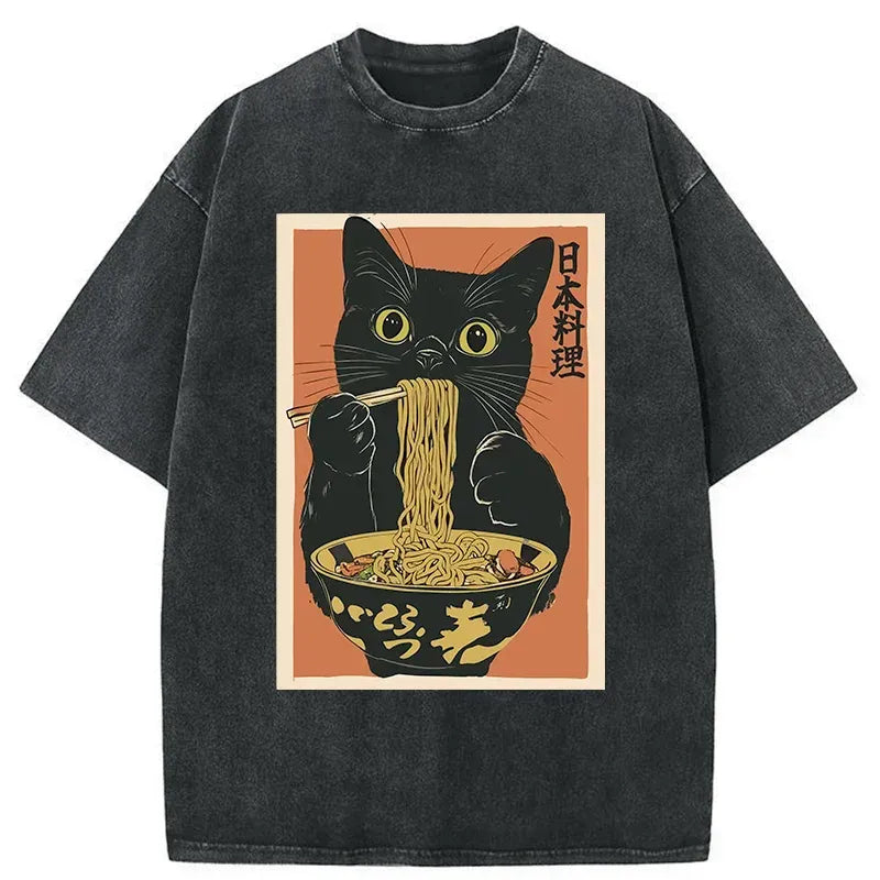 Kyoto-Lion Black Cat Eats Japan Ramen Washed T-Shirt