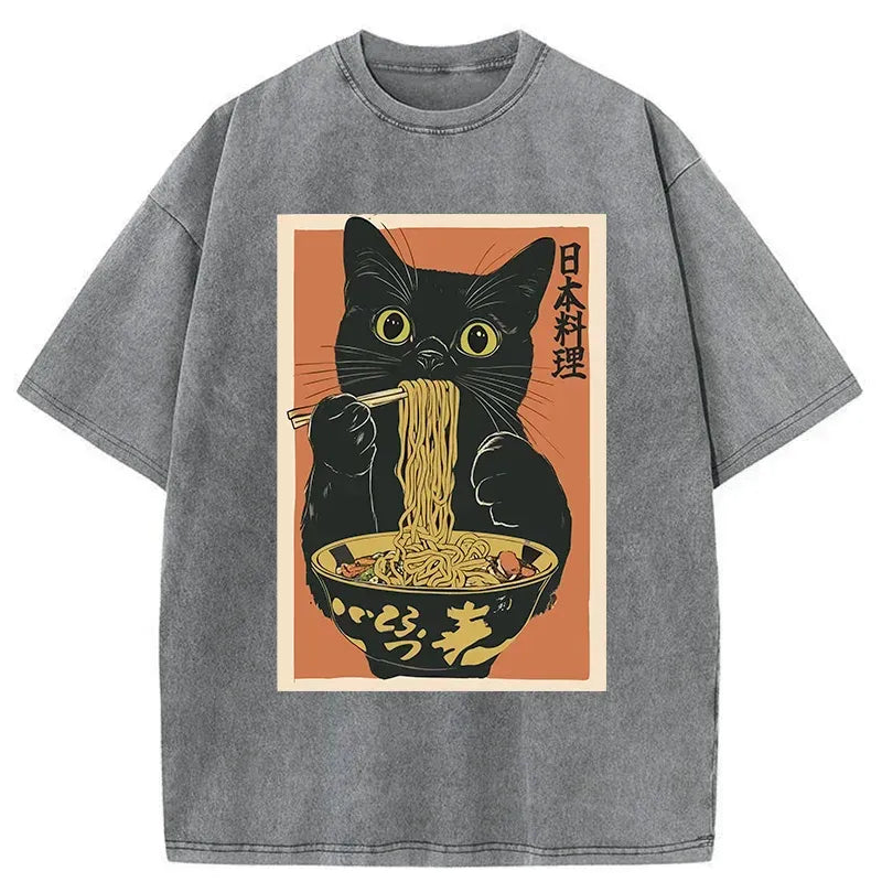 Kyoto-Lion Black Cat Eats Japan Ramen Washed T-Shirt