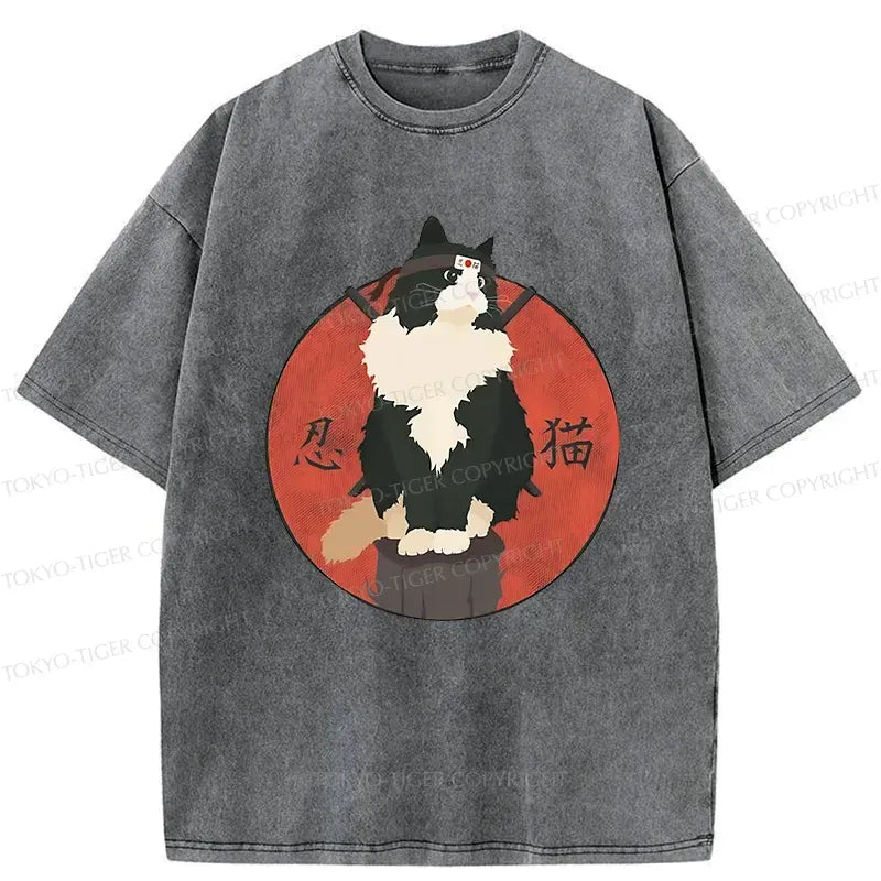 Washed Vintage Cat T-Shirt for Daily Wear