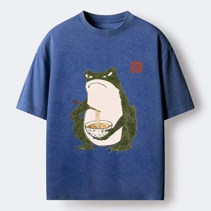 Funny Frog Loves Ramen Vintage T-Shirt