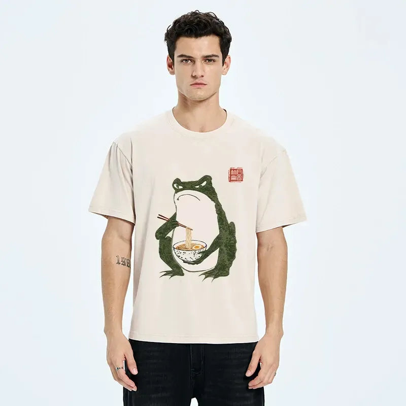 Kyoto-Lion Grumpy Frog Loves Ramen Washed T-Shirt