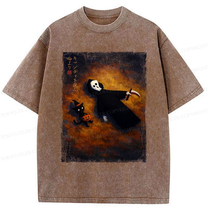 Kyoto-Lion Skeleton And Cat Choose Candy Over Life On Halloween Washed T-Shirt