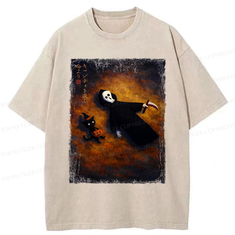 Kyoto-Lion Skeleton And Cat Choose Candy Over Life On Halloween Washed T-Shirt
