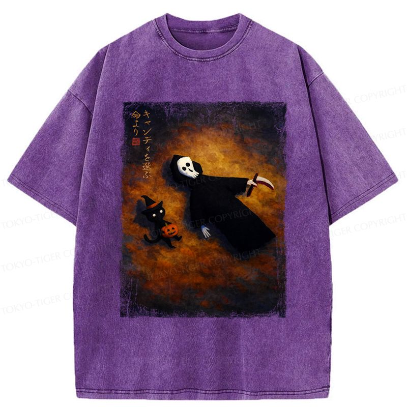 Kyoto-Lion Skeleton And Cat Choose Candy Over Life On Halloween Washed T-Shirt