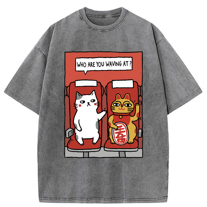 Kyoto-Lion Who Are You Waving At Washed T-Shirt