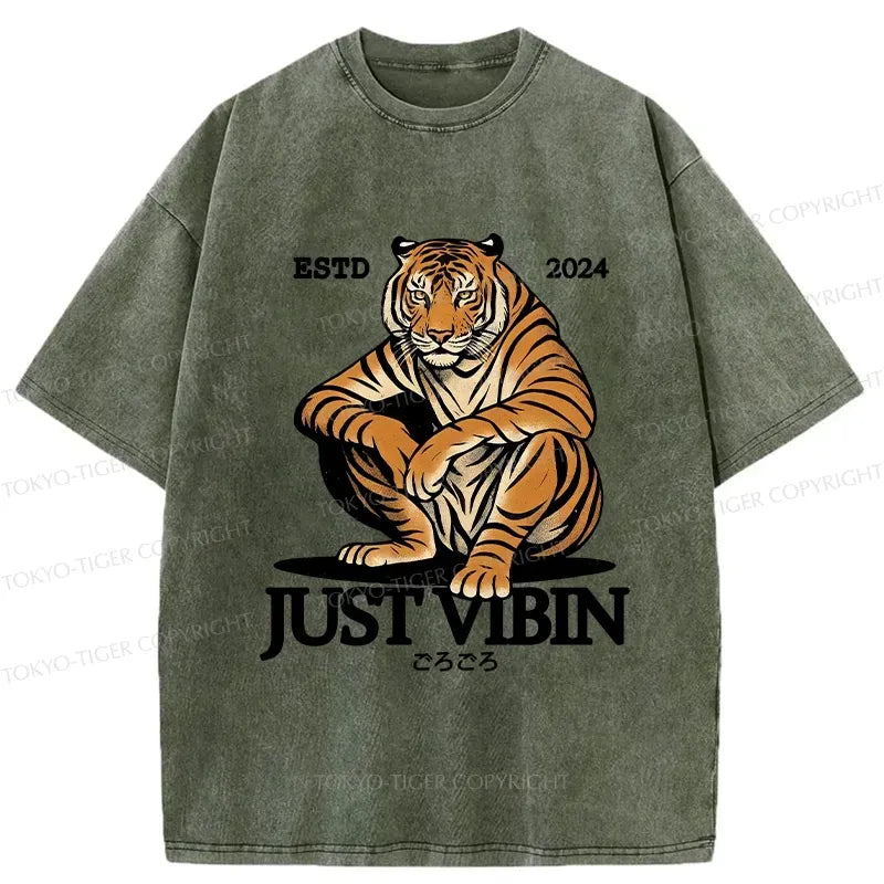 Vintage Sitting Tiger Tee