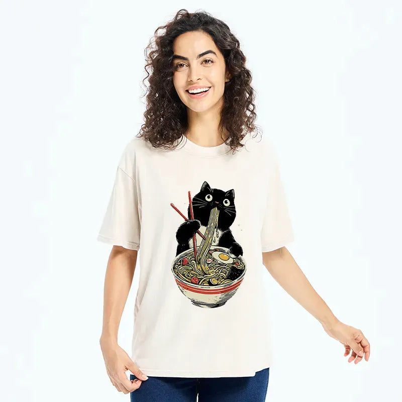 Kyoto-Lion Black Cat Eats Ramen Japanese Washed T-Shirt