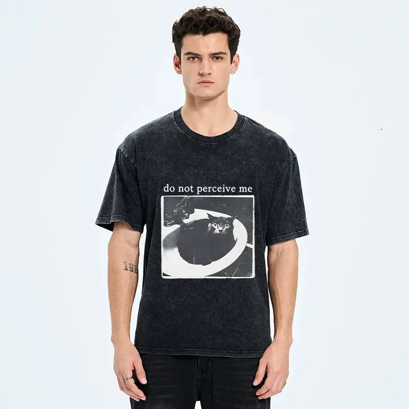 Kyoto-Lion Sneaky Bathroom Cat Washed T-Shirt