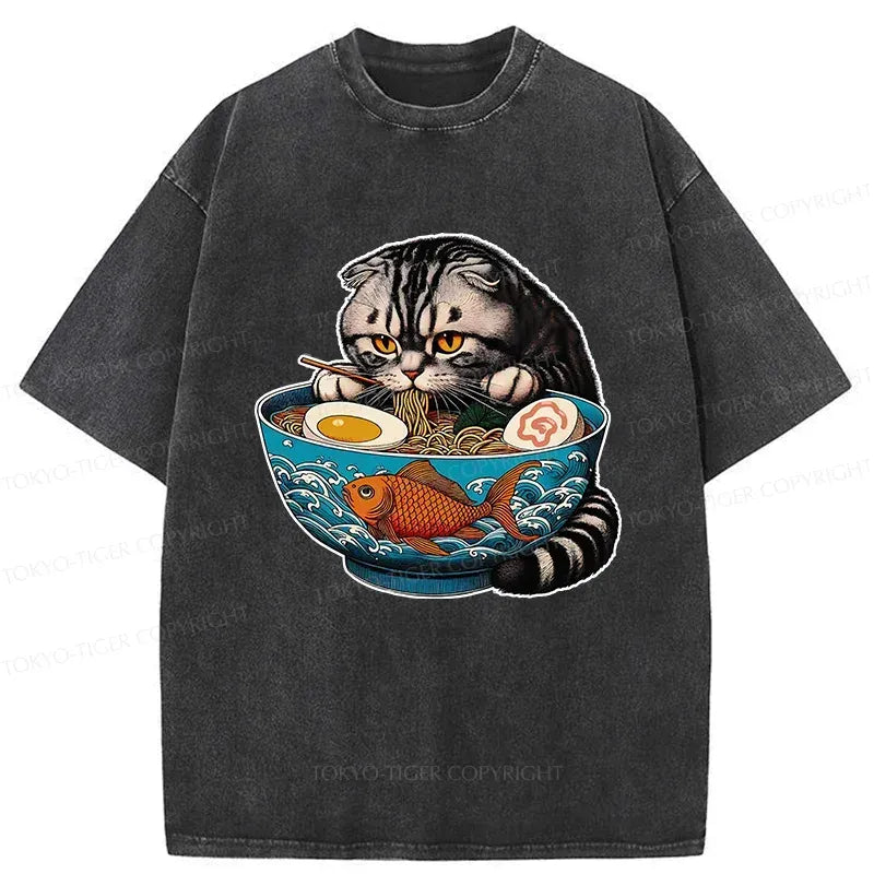 Kyoto-Lion American Shorthair Cat Eating Ramen Washed T-Shirt
