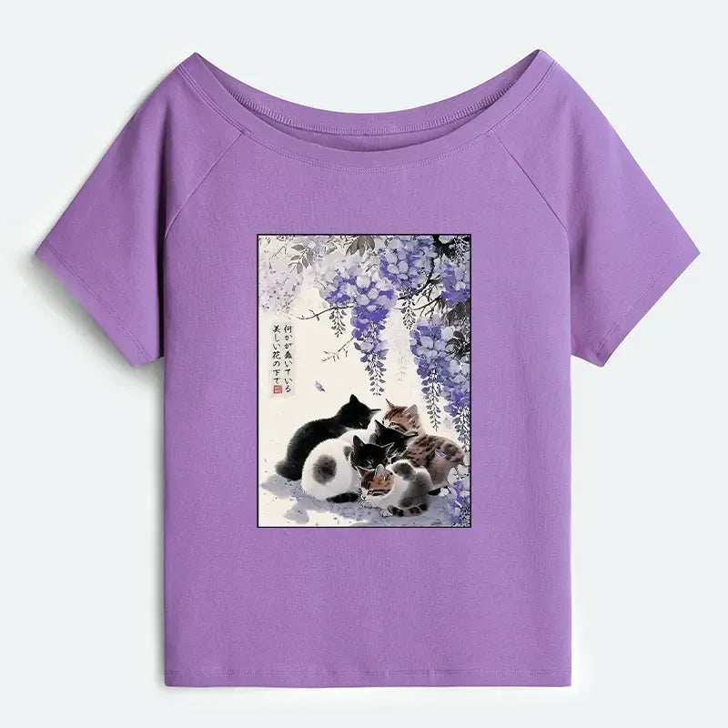 Kyoto-Lion Cats plotting under the wisteria Off Shoulder T-Shirt
