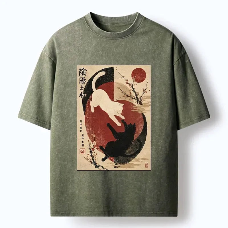 Japanese Retro Two Cats Graphic T-Shirt