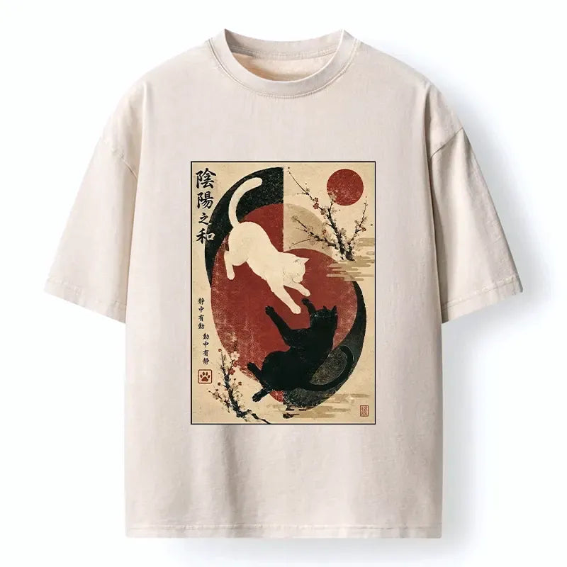 Japanese Retro Two Cats Graphic T-Shirt