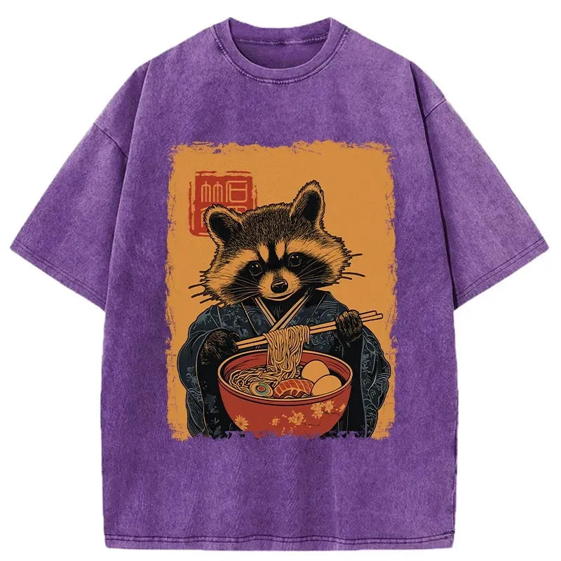 Japanese raccoon ramen washed t-shirt