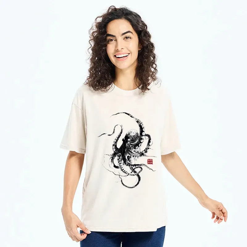 Kyoto-Lion Traditional Japanese Octopus Painting Washed T-Shirt