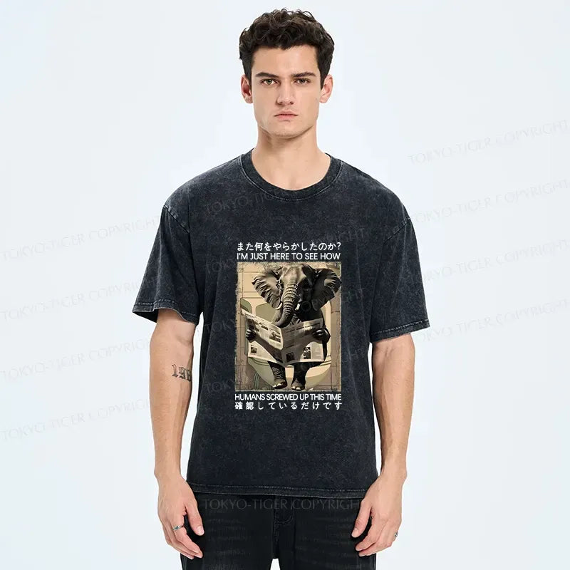 Kyoto-Lion Funny Elephant Reading Newspaper Washed T-Shirt