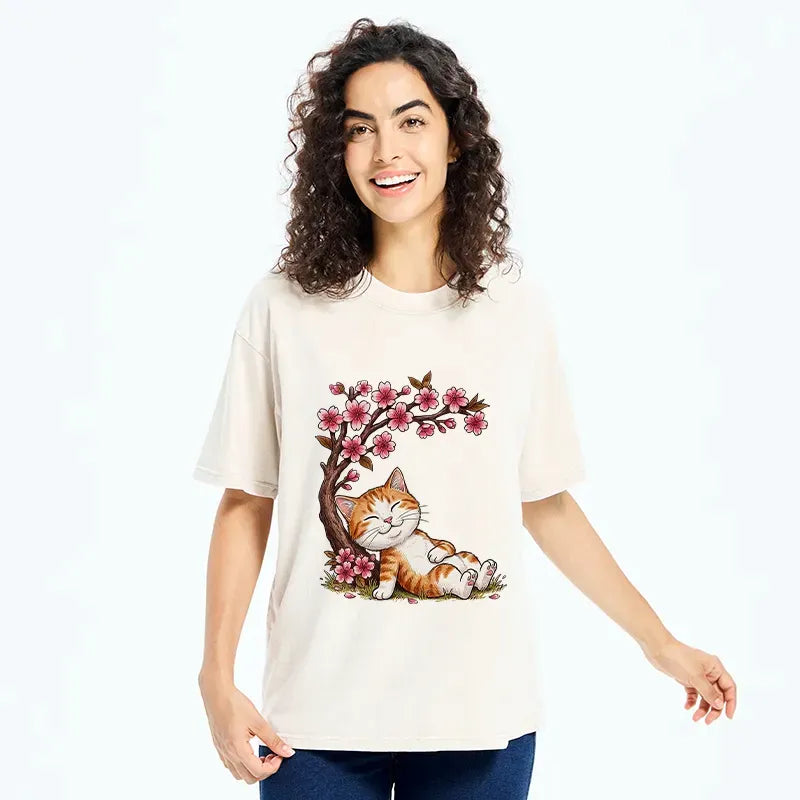Kyoto-Lion Cat Sleeps Under Sakura Washed T-Shirt