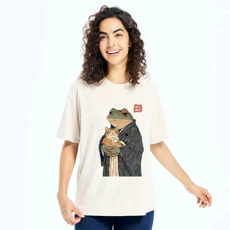 Kyoto-Lion A Frog Holding A Cat Washed T-Shirt