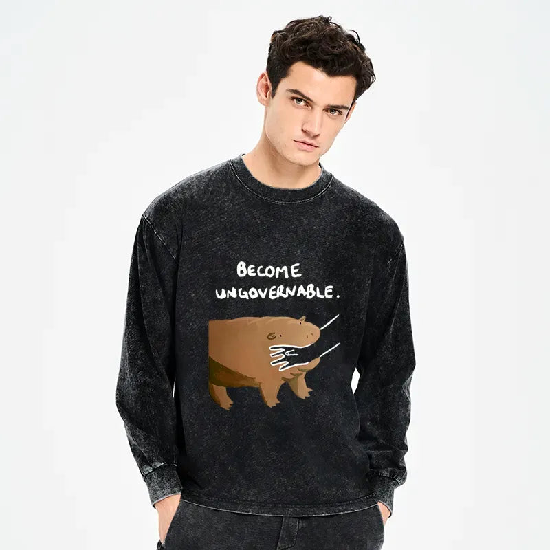 Kyoto-Lion Moo Deng Bites Someone's Arm Washed Long Sleeve T-Shirt