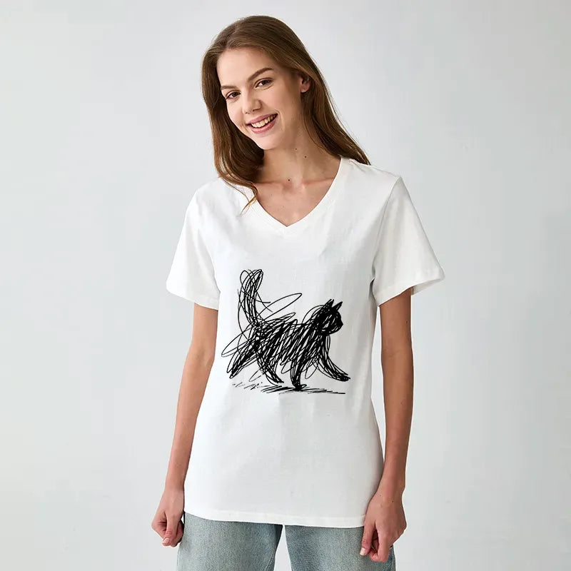 Kyoto-Lion Minimalist Cat Art V-Neck Classic T-Shirt