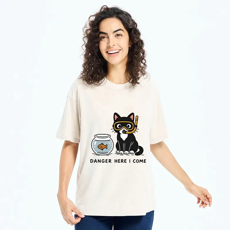 Vintage Japanese Cat T-Shirt Best Seller