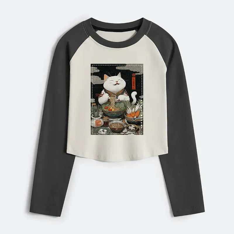 Kyoto-Lion The Ramen-Loving Cat Women's Crop Raglan T-Shirt