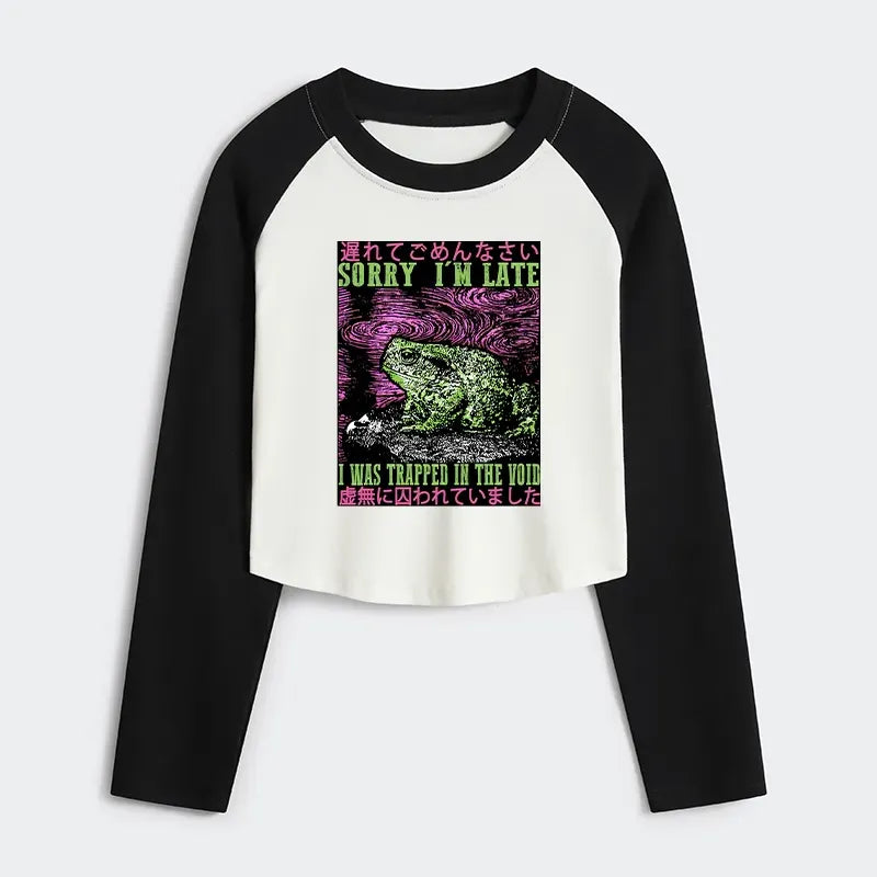 Japanese frog crop raglan t-shirt for women