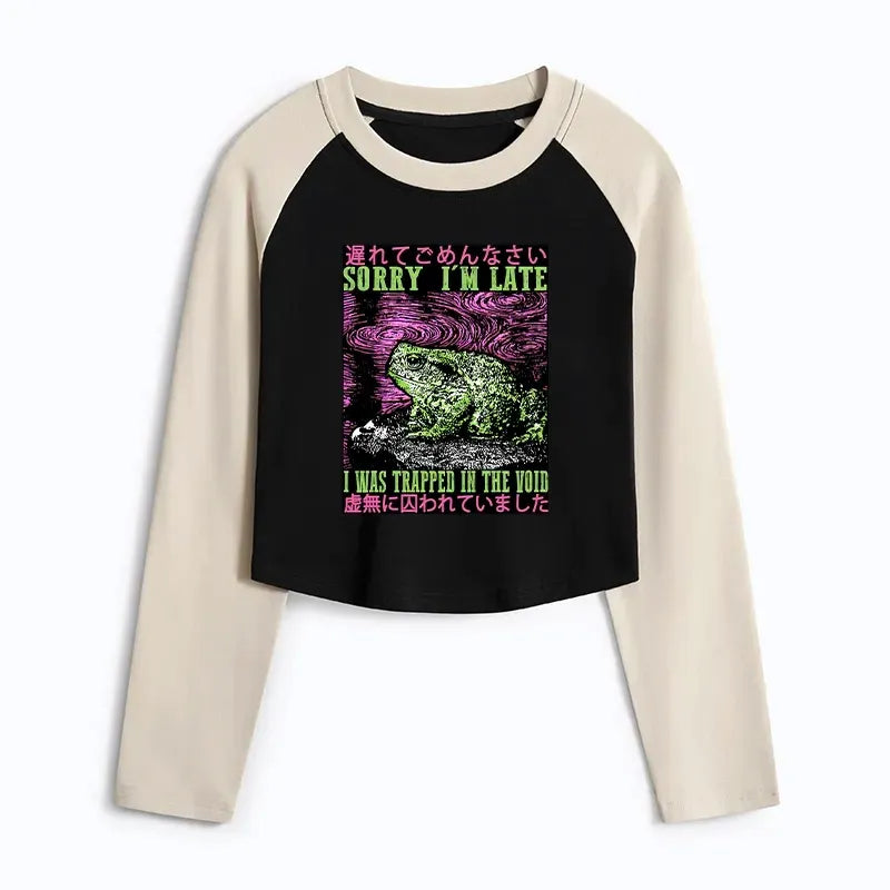 Japanese frog crop raglan t-shirt for women